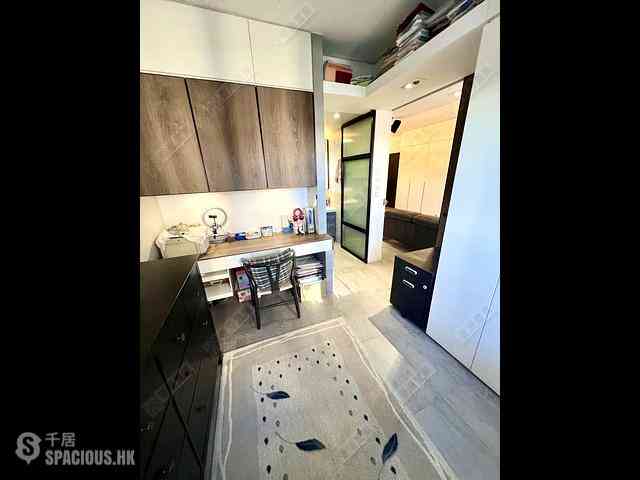 Braemar Hill - Hilltop Mansion 08