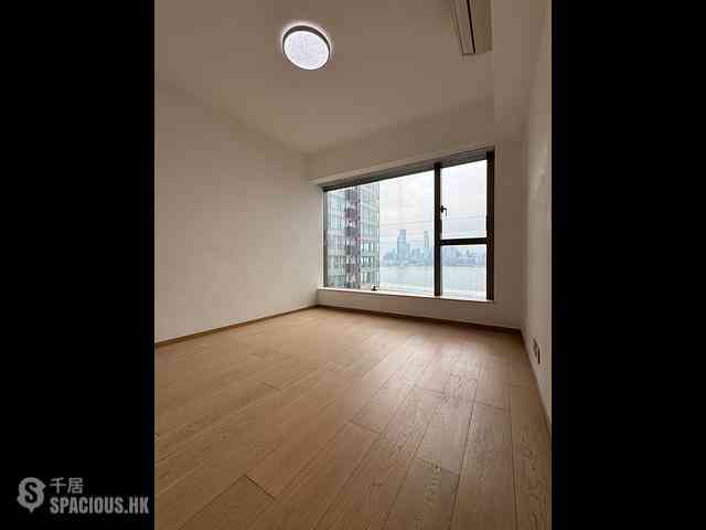 Fortress Hill - Harbour Glory Block 5 04