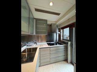 Tai Hang - Serenade Block 1 09