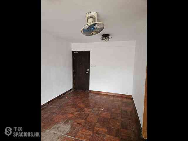Chai Wan - Neptune Terrace Block 2 06