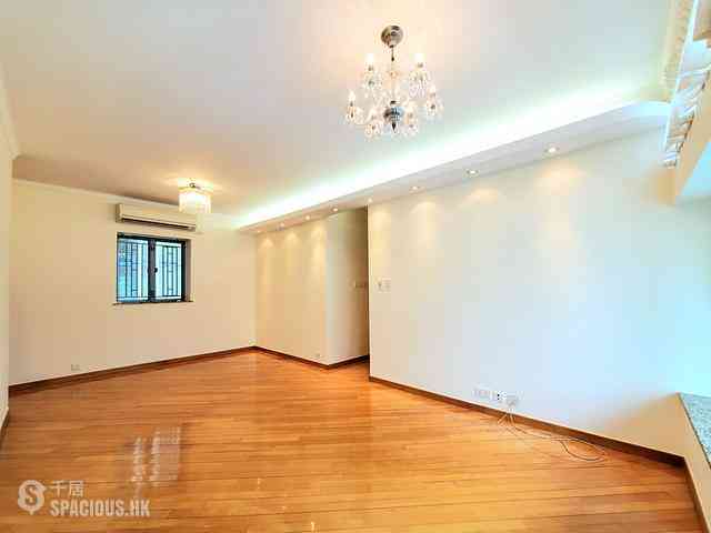 Tung Chung - Tung Chung Crescent 02