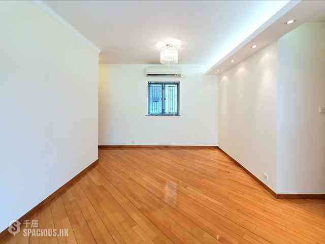 Tung Chung - Tung Chung Crescent 04