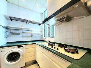 Tung Chung - Tung Chung Crescent 06