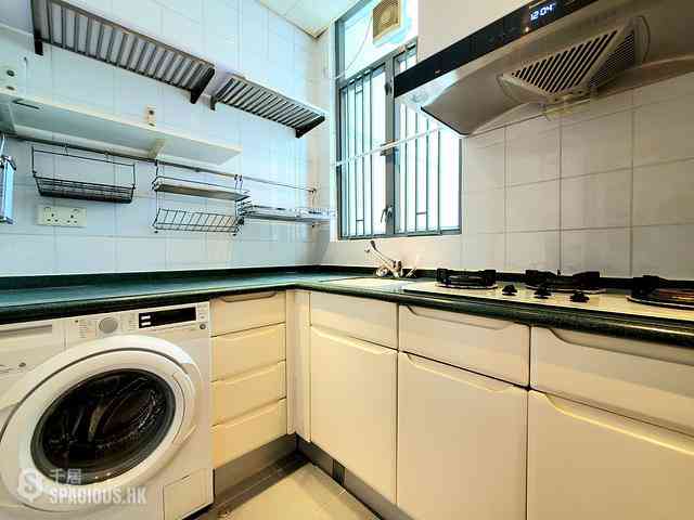 Tung Chung - Tung Chung Crescent 07
