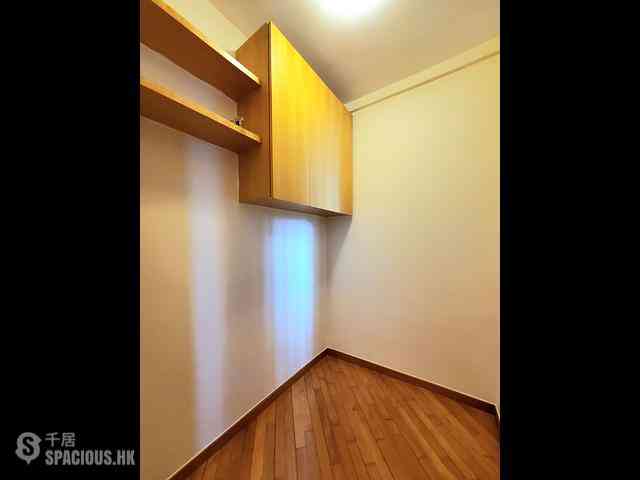 Tung Chung - Tung Chung Crescent 08
