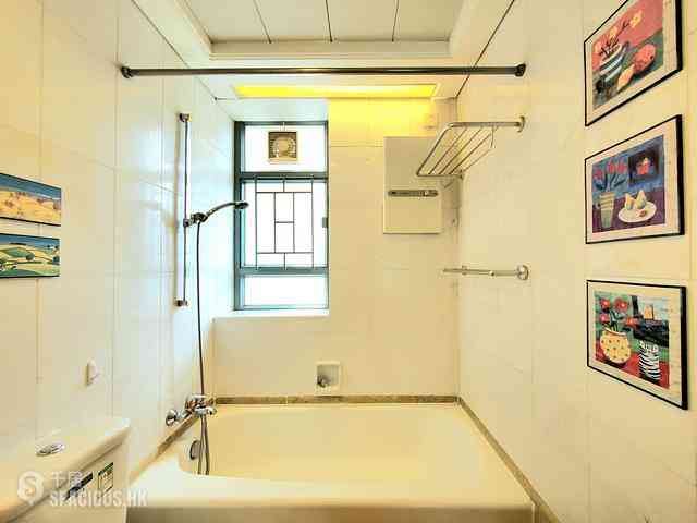 Tung Chung - Tung Chung Crescent 11