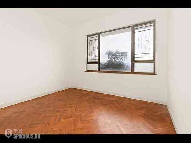 Stubbs Road - Taipan Court 06