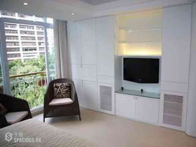 Poho - 236, Hollywood Road 04