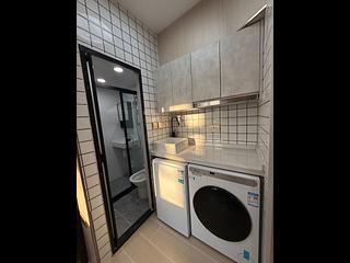 Causeway Bay - Lai Ming Lau 10