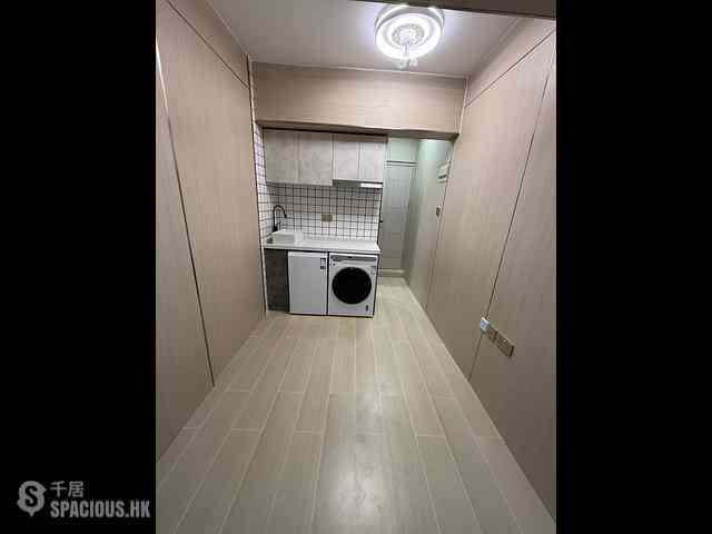 Causeway Bay - Lai Ming Lau 38