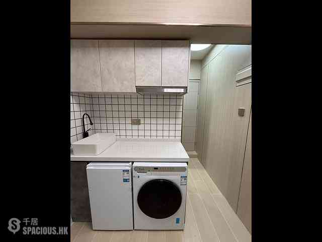 Causeway Bay - Lai Ming Lau 39