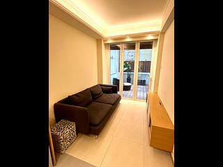 Sheung Wan - Tai Shing Building 05