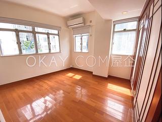 Soho - Caravan Court 04