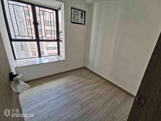 Kennedy Town - Centenary Mansion Block 2 08