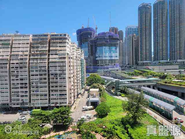 Yau Ma Tei - The Coronation Tower 1 01