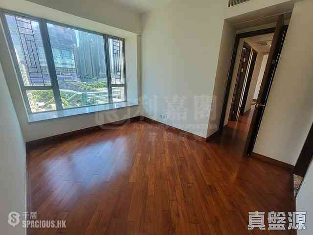 Yau Ma Tei - The Coronation Tower 1 02