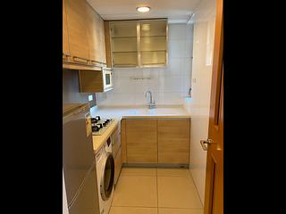 Wan Chai - The Zenith Phase 1 Block 3 09