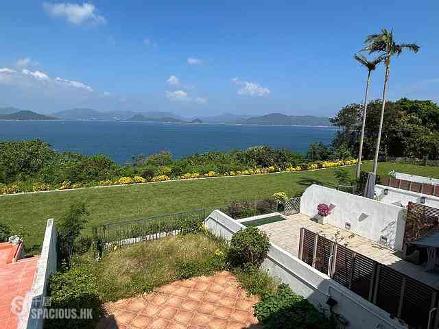 Clear Water Bay - Villa Pergola 01