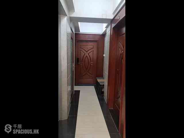 Wan Chai - Man Hing Mansion 08