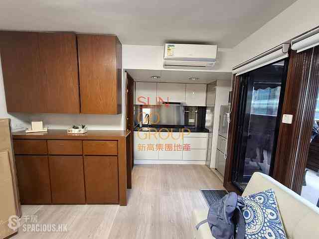 Wan Chai - Rialto Building 03