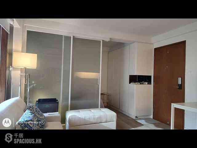 Wan Chai - Rialto Building 04