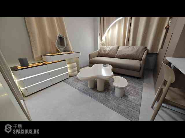 Sai Ying Pun - 96, Second Street 01