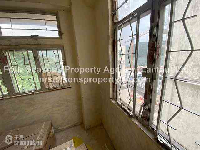 Mui Wo - Grandview Mansion (Building) 02