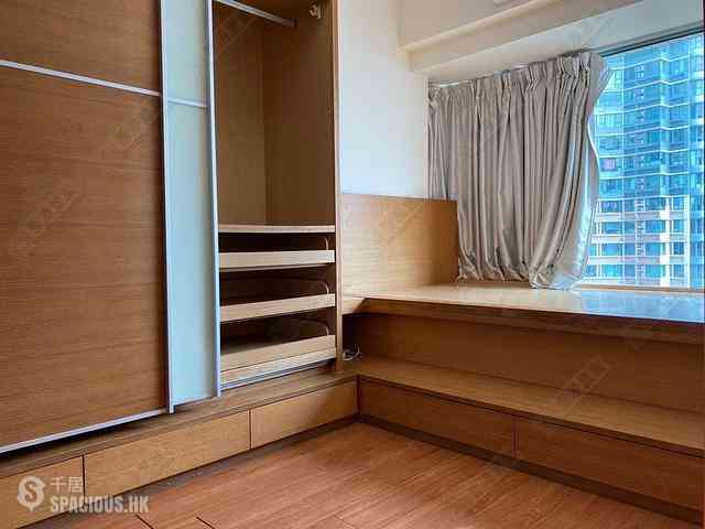 Tai Kok Tsui - Park Avenue Central Park Block 3 01