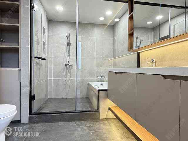 Mid Levels Central - Estoril Court Block 3 14