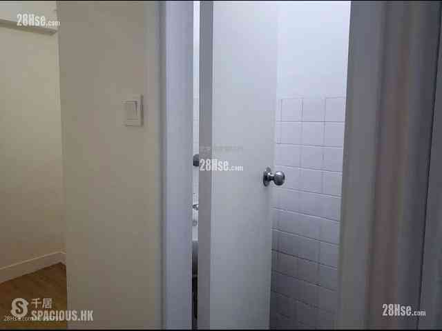 Quarry Bay - Westlands Gardens Block B 09