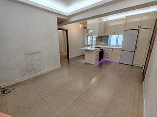 Shek Tong Tsui - Fung Yip Building 03