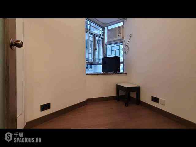 Quarry Bay - Kornhill Garden Block 10 09