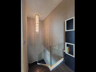 Tai Kok Tsui - Park Avenue Phase 1 Block 8 03