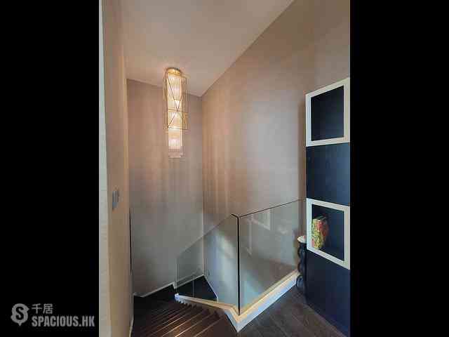 Tai Kok Tsui - Park Avenue Phase 1 Block 8 03
