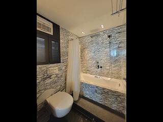 Tai Kok Tsui - Park Avenue Phase 1 Block 8 06