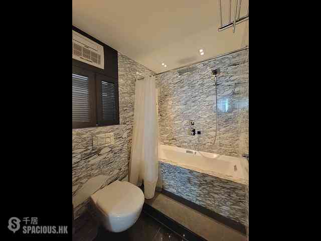 Tai Kok Tsui - Park Avenue Phase 1 Block 8 06