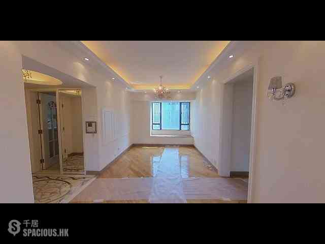 Mid Levels West - Ying Piu Mansion 01