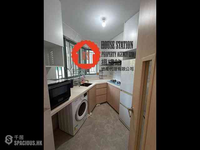 Tiu Keng Leng - Ocean Shores Phase 1 Block 6 02