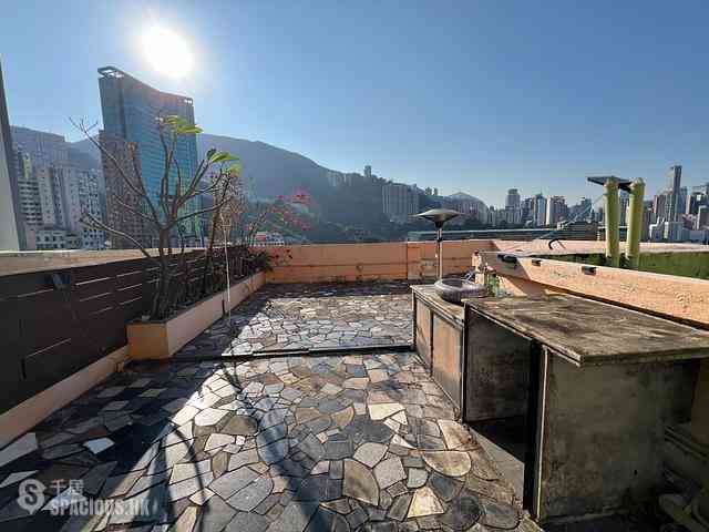 Happy Valley - Green View Mansion 17