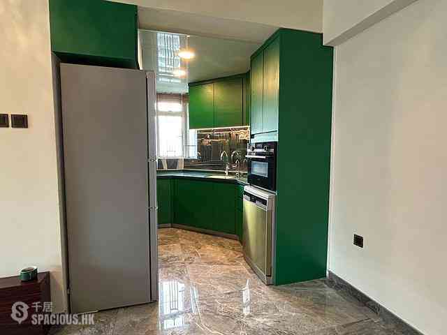 Tung Chung - Caribbean Coast Phase 4 Crystal Cove Tower 15 02