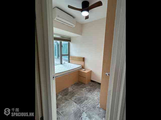 Tung Chung - Caribbean Coast Phase 4 Crystal Cove Tower 15 03