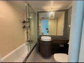 Tung Chung - Caribbean Coast Phase 3 Carmel Cove Tower 10 05