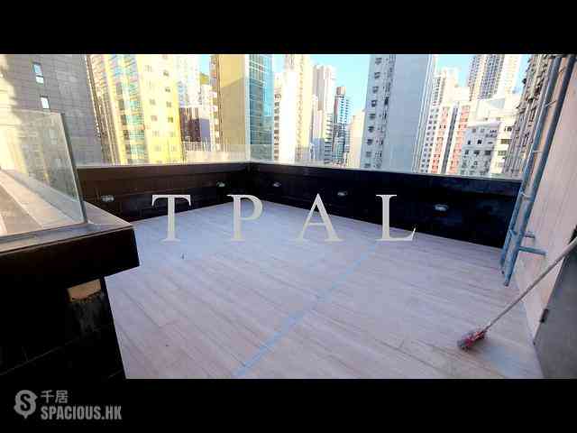 Causeway Bay - Hon Man Mansion 01