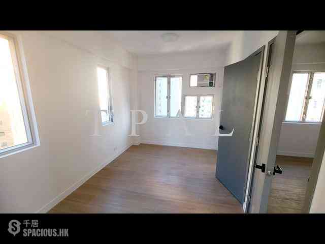 Causeway Bay - Hon Man Mansion 05