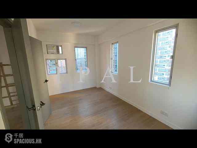 Causeway Bay - Hon Man Mansion 06