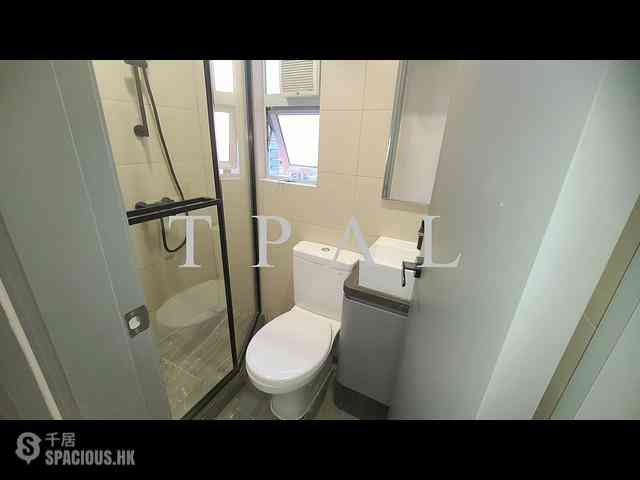 Causeway Bay - Hon Man Mansion 09