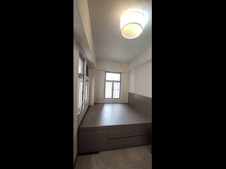Shek Tong Tsui - Chong Yip Centre Block B 03