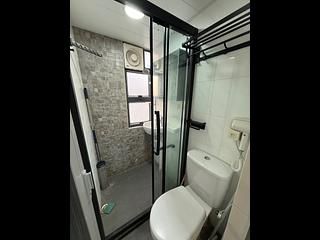 Mong Kok - Hing Fat Building 12