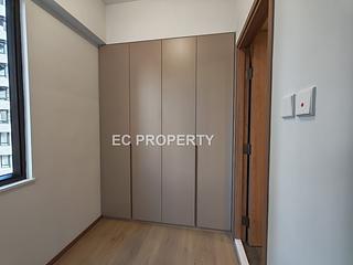 Mid Levels Central - Estoril Court Block 3 10