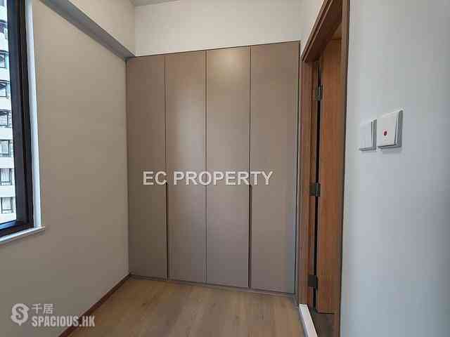 Mid Levels Central - Estoril Court Block 3 10